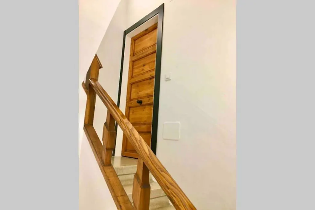Loft De Diseno Con Balcon Apartment Figueres  Spain