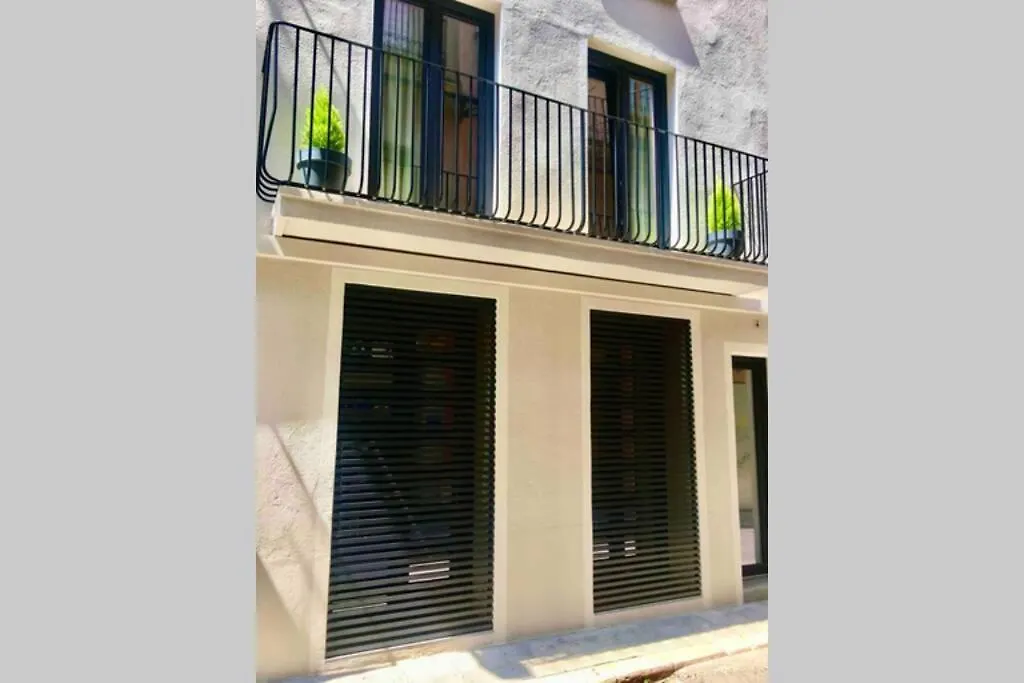 Loft De Diseno Con Balcon Apartment Figueres  Figueres (Girona)